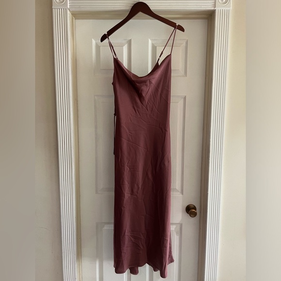 Park & Fifth Waldorf Dress - Picture 4 of 15